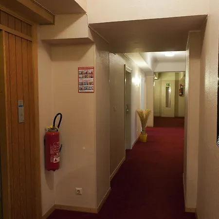 Hotel Restaurant Beau Sejour 3*